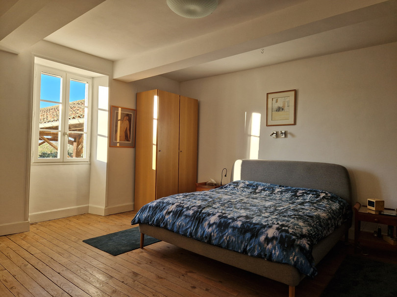 Guinlets Bedroom 1 01.03