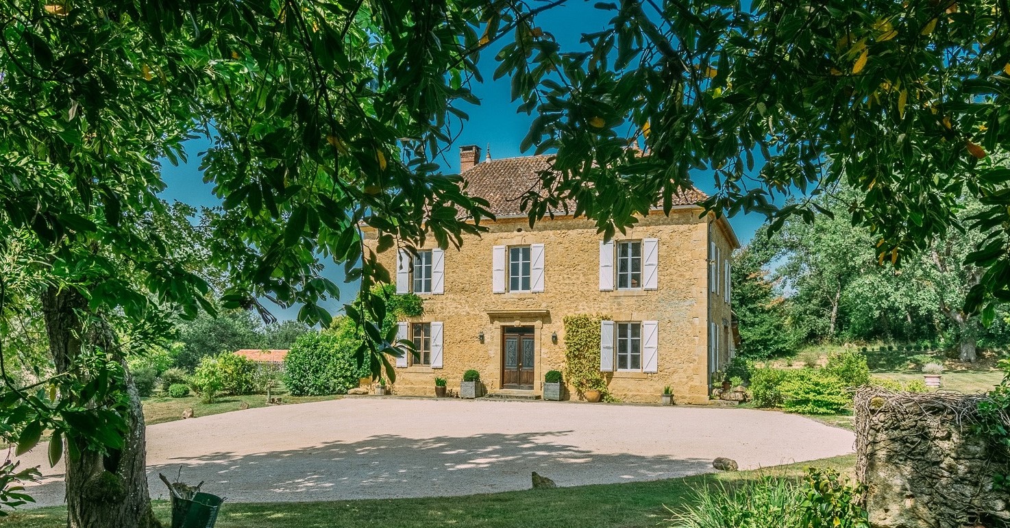 Photograph of a large French country house