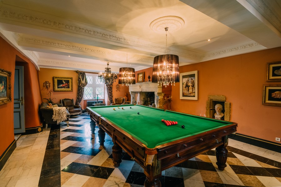 Snooker Room