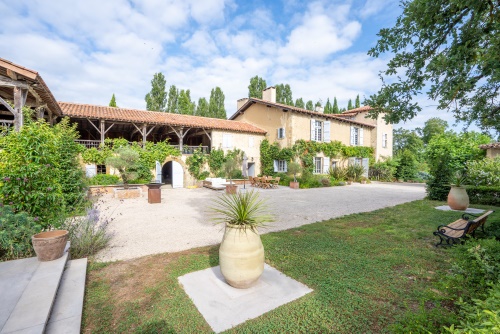 Photograph the French countryside